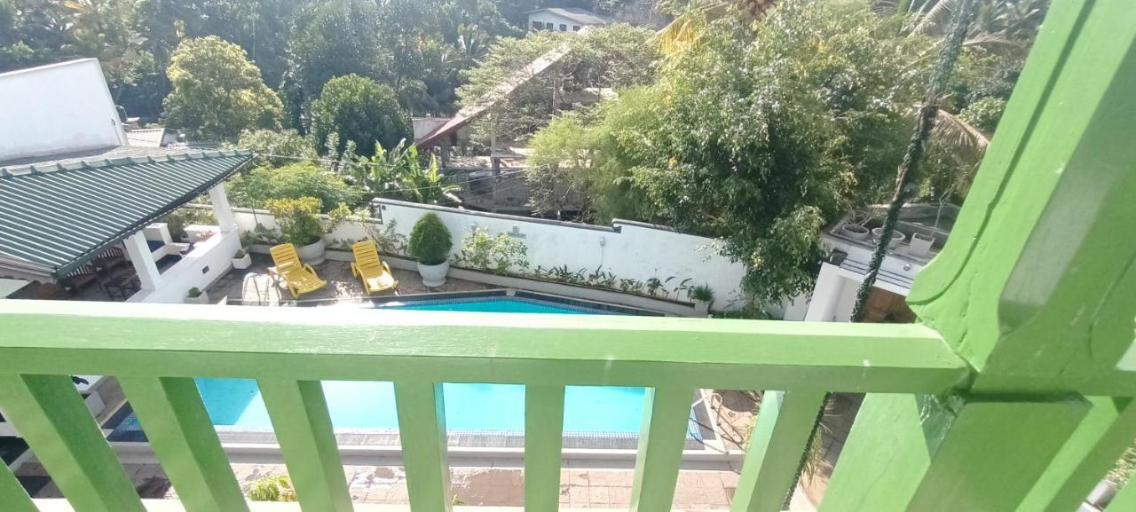 Kaya Hotel 3*